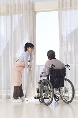 2025年版｜江坂駅周辺で評判の矯正歯科を徹底比較！おすすめポイントと選び方ガイド